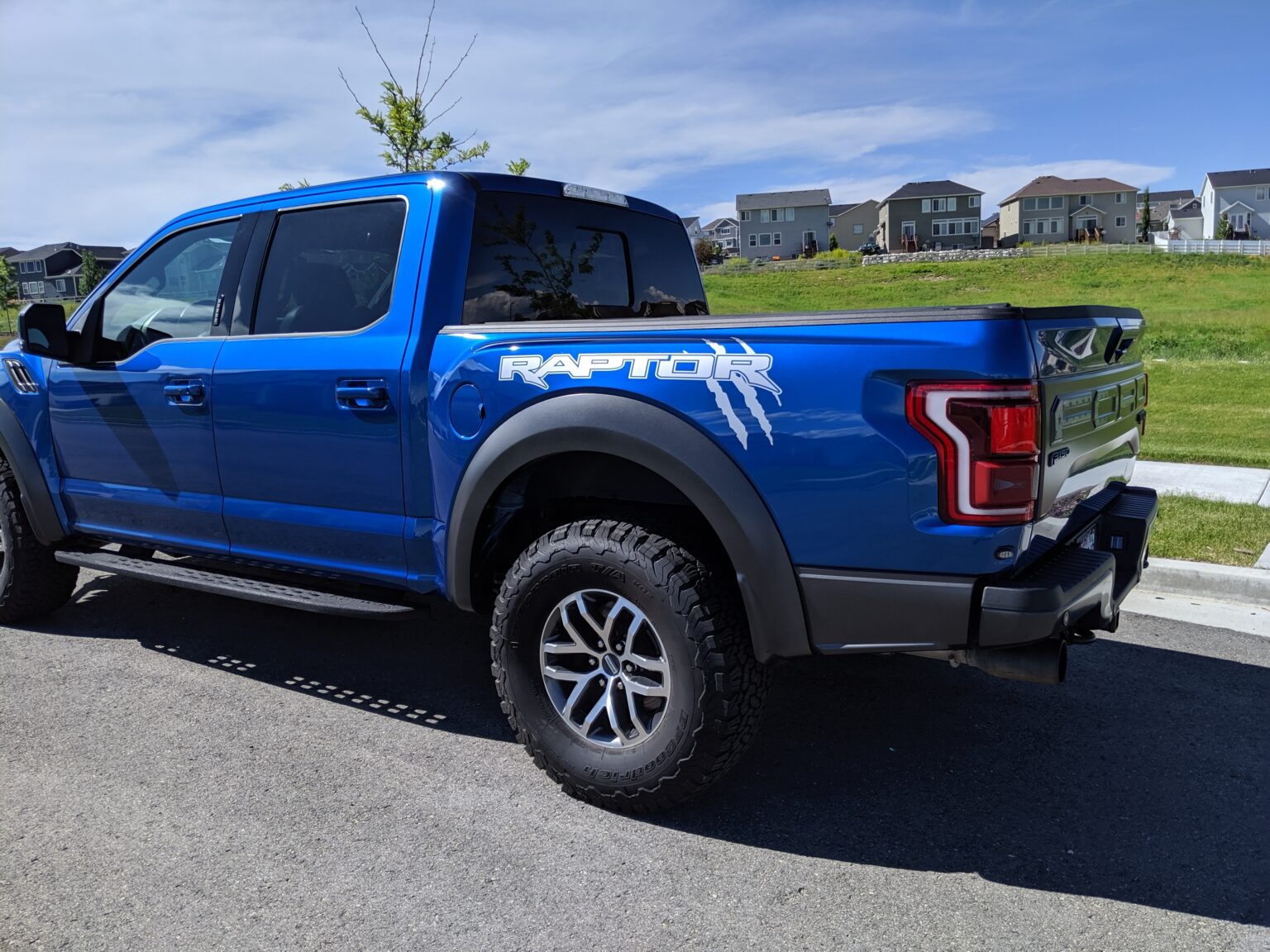 2017-2020 Ford Raptor Bed Graphics W/ Slash - Pair - Rocky Mountain ...
