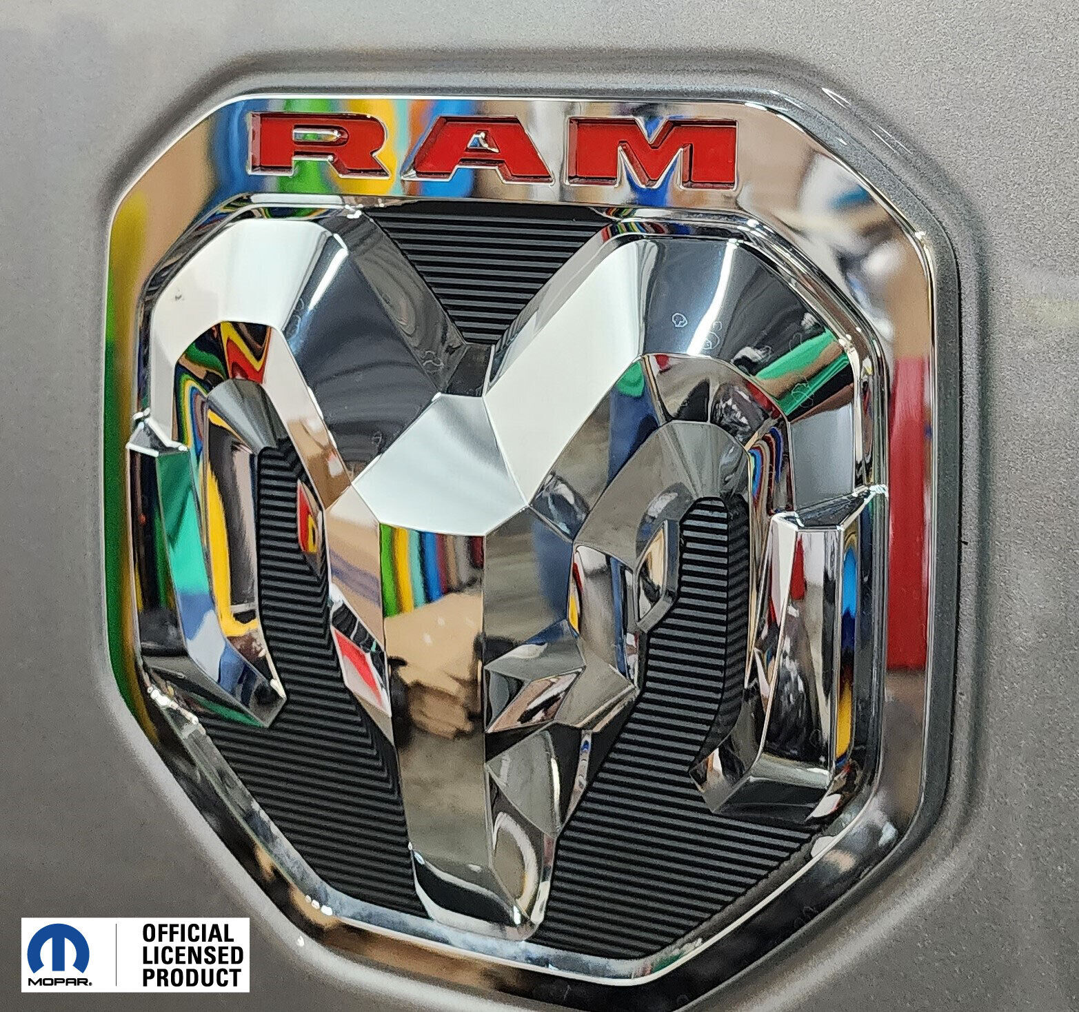 Silver Dodge Ram logo